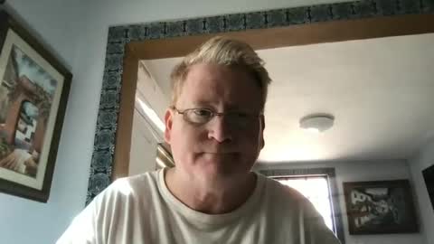 Hola online show from 01-29-25, 09:39