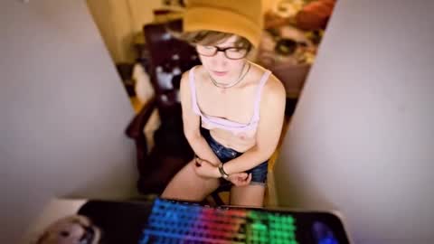 Snapshot of tomboy_titties chatting on 09-09-25, 06:57 tomboy_titties online show from 09-09-25, 06:57