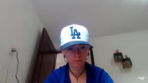 Snapshot of tomboyblue chatting on 12-02-24, 03:58 Blue online show from 12-02-24, 03:58
