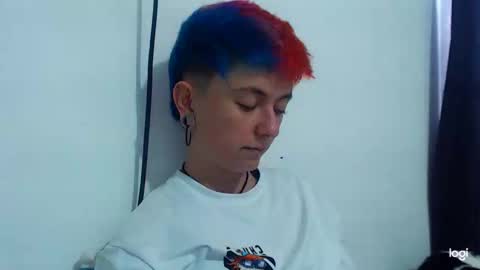 Snapshot of tomboyblue chatting on 12-28-24, 08:25 Blue online show from 12-28-24, 08:25