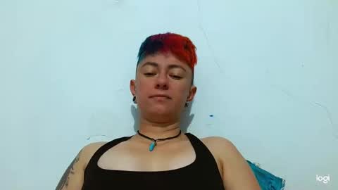 Snapshot of tomboyblue chatting on 01-22-25, 10:29 Blue online show from 01-22-25, 10:29
