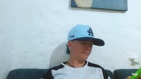 Snapshot of tomboyblue chatting on 03-05-25, 07:38 Blue online show from 03-05-25, 07:38