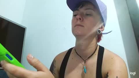Snapshot of tomboyblue chatting on 03-07-25, 12:48 Blue online show from 03-07-25, 12:48