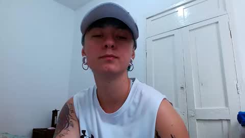 Blue online show from 02-12-26, 04:02