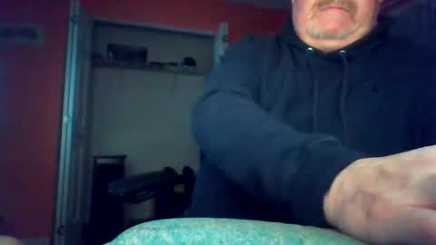 tomcat4848 online show from 09-11-25, 12:44