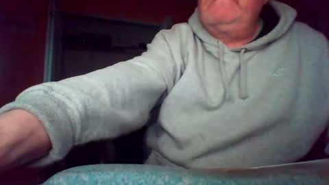 tomcat4848 online show from 11-02-25, 02:14