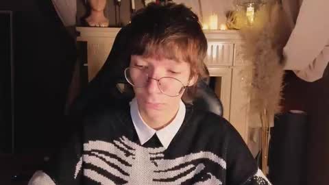 Tommie online show from 11-14-25, 05:28