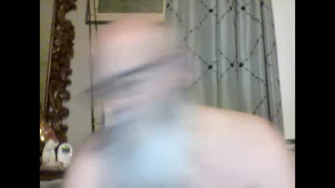 Snapshot of tommierose chatting on 10-08-25, 10:35 Tommie online show from 10-08-25, 10:35