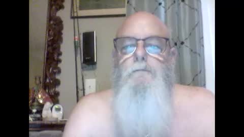 Snapshot of tommierose chatting on 10-10-25, 11:31 Tommie online show from 10-10-25, 11:31