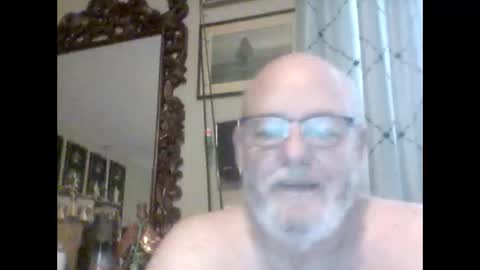 Snapshot of tommierose chatting on 10-24-25, 12:23 Tommie online show from 10-24-25, 12:23