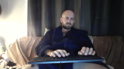 Snapshot of tommy5173 chatting on 12-10-24, 08:40 tommy5173 online show from 12-10-24, 08:40