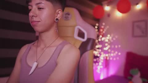 Blue  online show from 02-18-25, 12:26