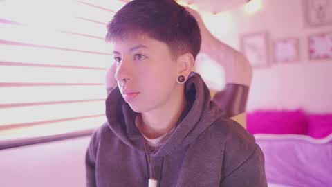 Blue  online show from 03-03-26, 12:33