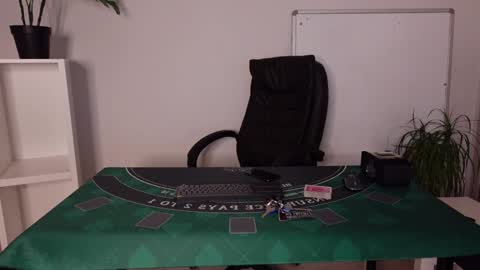 Snapshot of tommy_burnzzz chatting on 12-15-24, 04:07 tommy burnzzz online show from 12-15-24, 04:07