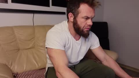 Snapshot of tommy_burnzzz chatting on 12-25-24, 01:20 tommy burnzzz online show from 12-25-24, 01:20