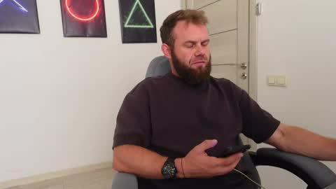 Snapshot of tommy_burnzzz chatting on 10-07-25, 10:23 tommy burnzzz online show from 10-07-25, 10:23