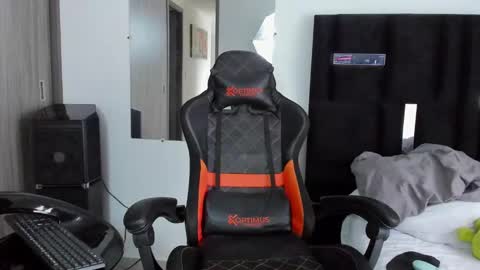   online show from 02-13-25, 04:07