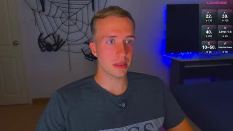 Snapshot of tommy_cumfinger chatting on 12-07-24, 06:32 Tommy online show from 12-07-24, 06:32