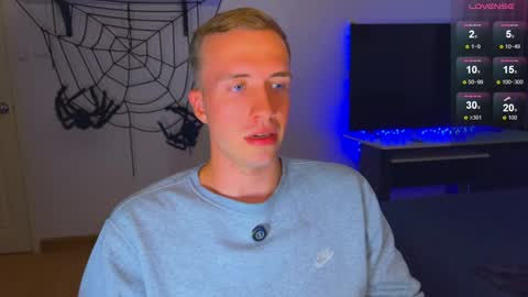 Snapshot of tommy_cumfinger chatting on 12-08-24, 08:09 Tommy online show from 12-08-24, 08:09