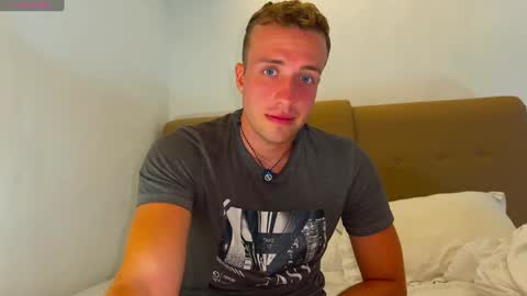 Snapshot of tommy_cumfinger chatting on 01-21-25, 03:15 Tommy online show from 01-21-25, 03:15