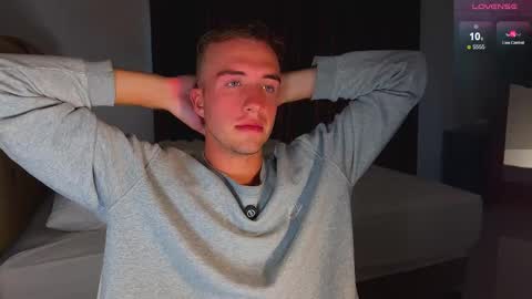 Snapshot of tommy_cumfinger chatting on 03-11-25, 07:26 Tommy online show from 03-11-25, 07:26