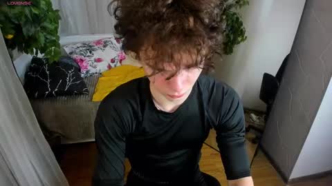 Snapshot of tommy_jamm chatting on 02-26-25, 03:52 Tommy online show from 02-26-25, 03:52