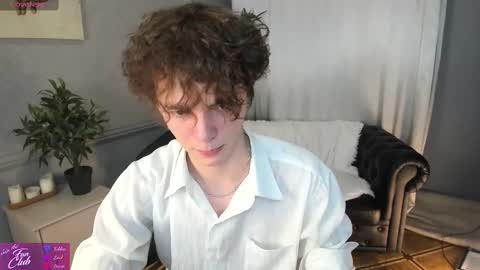 Snapshot of tommy_jamm chatting on 03-05-25, 03:29 Tommy online show from 03-05-25, 03:29