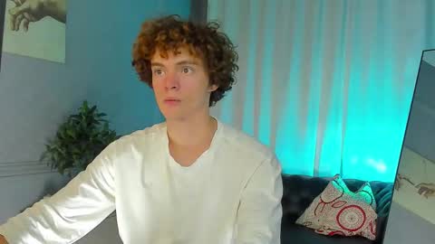 Snapshot of tommy_jamm chatting on 09-29-25, 02:22 Tommy online show from 09-29-25, 02:22