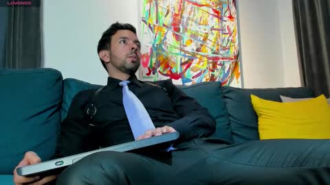 tommy_raym0ndg online show from 12-17-25, 10:49