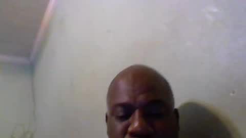 Snapshot of tommyboy771 chatting on 02-11-26, 02:33 tommyboy online show from 02-11-26, 02:33