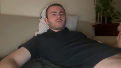 tommyflash_tut online show from 10-22-25, 09:03