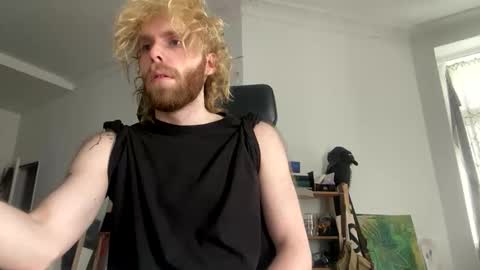 Snapshot of tommyg6420 chatting on 10-05-25, 09:51 First Show ever 3 online show from 10-05-25, 09:51