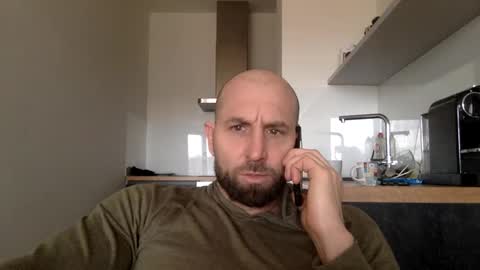 Thomas Fit online show from 01-31-25, 11:24