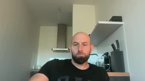 Thomas Fit online show from 09-29-25, 06:07