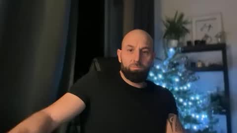 Thomas Fit online show from 12-22-25, 11:02