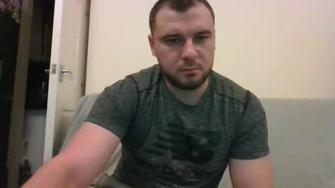 Snapshot of tommyy19901 chatting on 12-22-24, 07:21 tommyy19901 online show from 12-22-24, 07:21