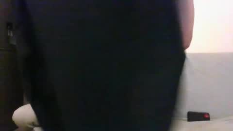 Snapshot of tommyy19901 chatting on 02-07-25, 05:51 tommyy19901 online show from 02-07-25, 05:51