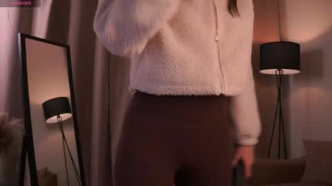 Snapshot of tomokodelce chatting on 02-15-26, 03:14 Rana online show from 02-15-26, 03:14