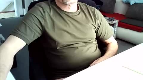 Tom online show from 02-17-25, 12:27