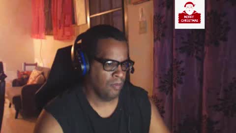Snapshot of toni2814 chatting on 12-26-24, 01:40 Antonio online show from 12-26-24, 01:40