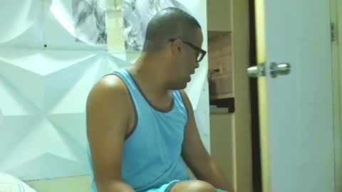 Snapshot of toni2814 chatting on 01-10-25, 12:58 Antonio online show from 01-10-25, 12:58