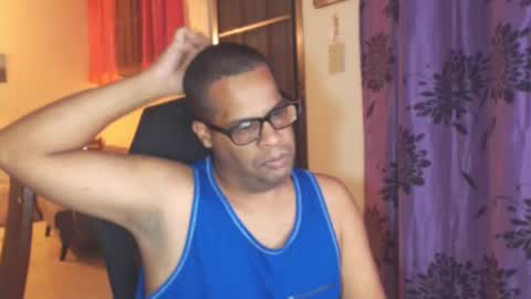 Snapshot of toni2814 chatting on 01-14-25, 02:08 Antonio online show from 01-14-25, 02:08