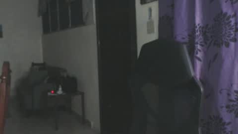 Snapshot of toni2814 chatting on 02-13-25, 02:45 Antonio online show from 02-13-25, 02:45