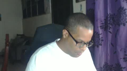 Snapshot of toni2814 chatting on 02-18-25, 02:05 Antonio online show from 02-18-25, 02:05