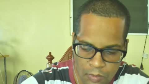 Snapshot of toni2814 chatting on 02-19-25, 12:22 Antonio online show from 02-19-25, 12:22