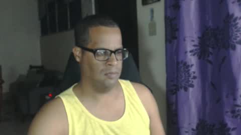 Snapshot of toni2814 chatting on 02-21-25, 02:50 Antonio online show from 02-21-25, 02:50