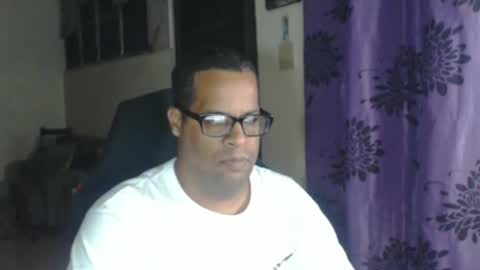 Snapshot of toni2814 chatting on 03-03-25, 01:42 Antonio online show from 03-03-25, 01:42