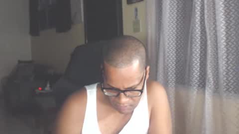 Snapshot of toni2814 chatting on 09-20-25, 02:56 Antonio online show from 09-20-25, 02:56