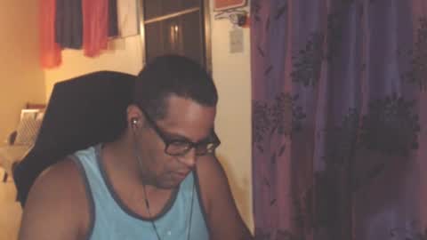 Snapshot of toni2814 chatting on 10-14-25, 02:12 Antonio online show from 10-14-25, 02:12