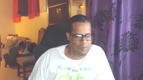 Snapshot of toni2814 chatting on 10-16-25, 02:34 Antonio online show from 10-16-25, 02:34